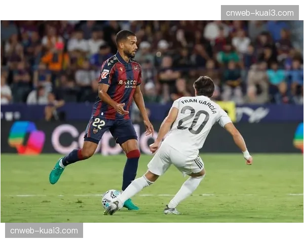 莱万特发布对阵塞尔塔赛前海报，主题为“为每一分而战”