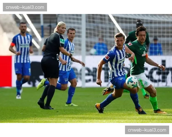 德甲裁判委员会发布新赛季执法重点，明确“战术犯规”的判罚尺度。